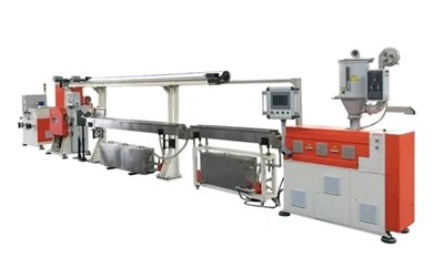 Se describe el proceso de moldeo por extrusión de la línea de extrusión de tu...